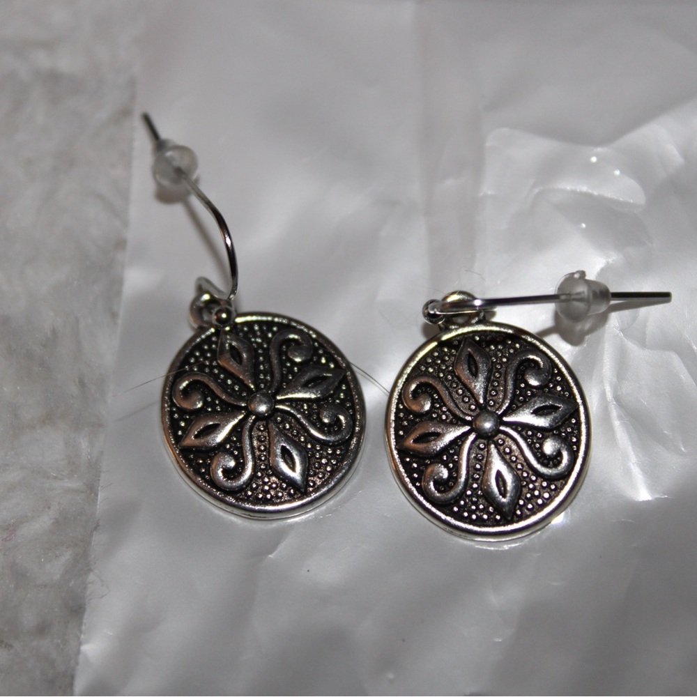Costume Jewelry For Women